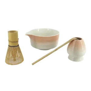 Coffret matcha sakura avec son bol rose et son fouet en bambou