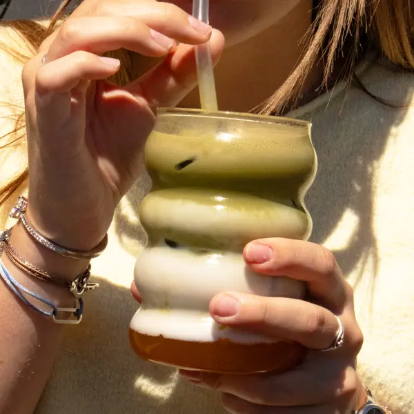 univers boissons gourmandes matcha latte mangue frais exotique